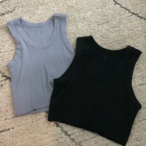 BRANDY MELVILLE DOUBLE PACK CONNER TANK|| Blue + Black size s/m